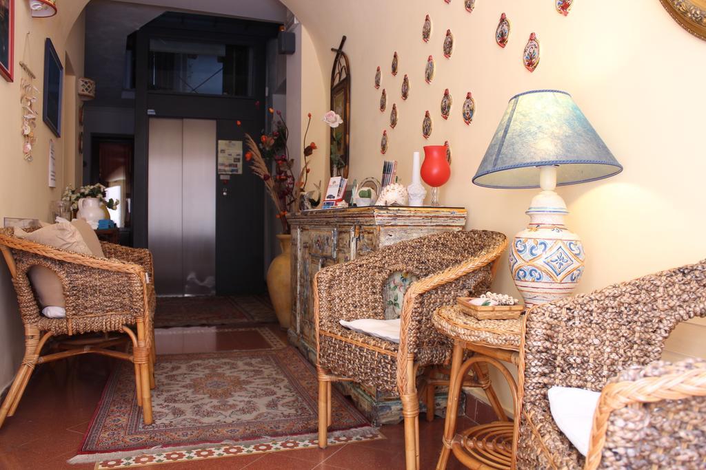 Hotel Residence Le Chiavi Di San Francesco Trapani Exterior foto